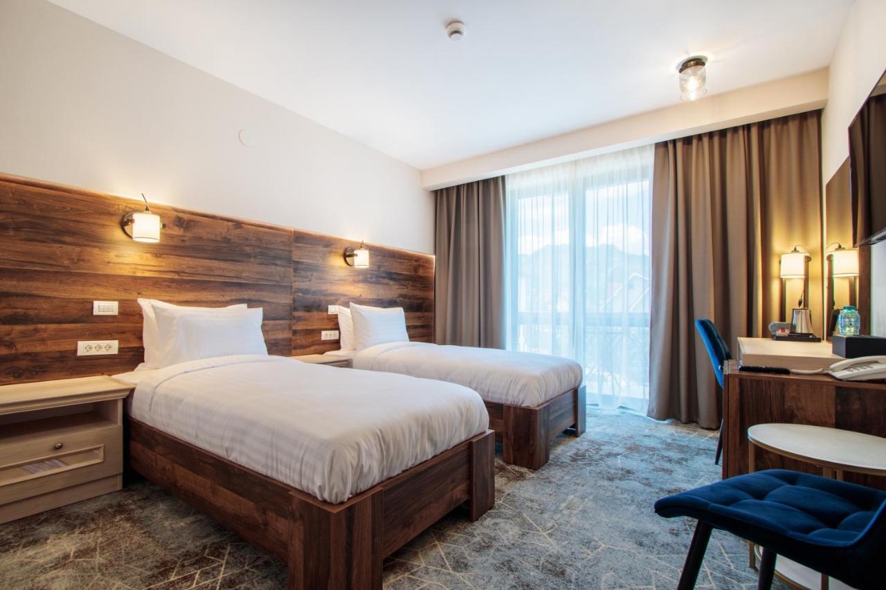 River Hotel & Spa Calimanesti Ngoại thất bức ảnh
