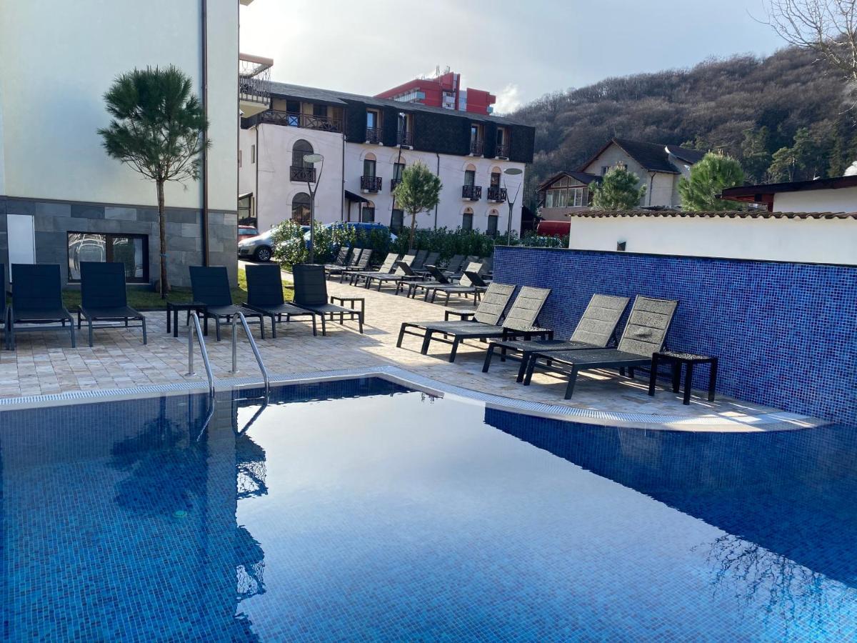 River Hotel & Spa Calimanesti Ngoại thất bức ảnh