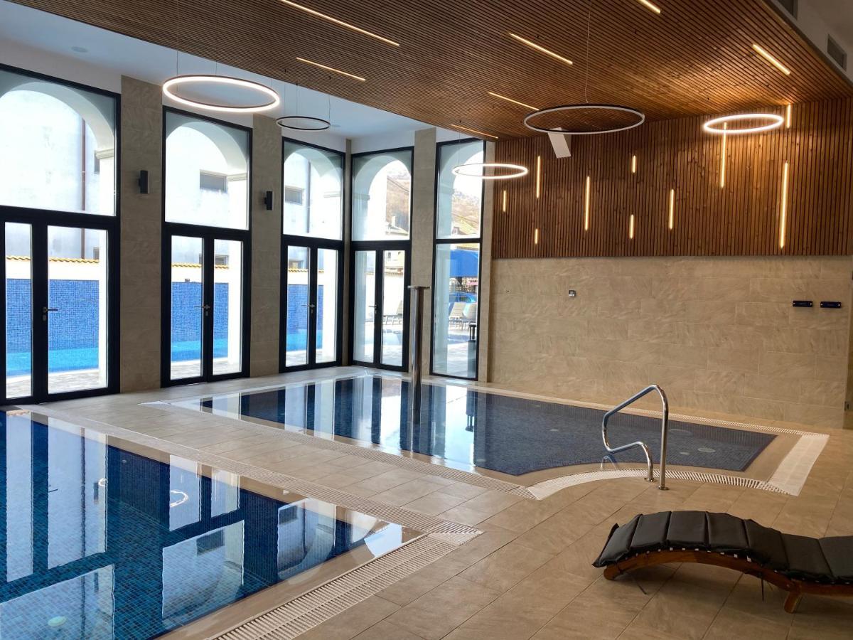 River Hotel & Spa Calimanesti Ngoại thất bức ảnh